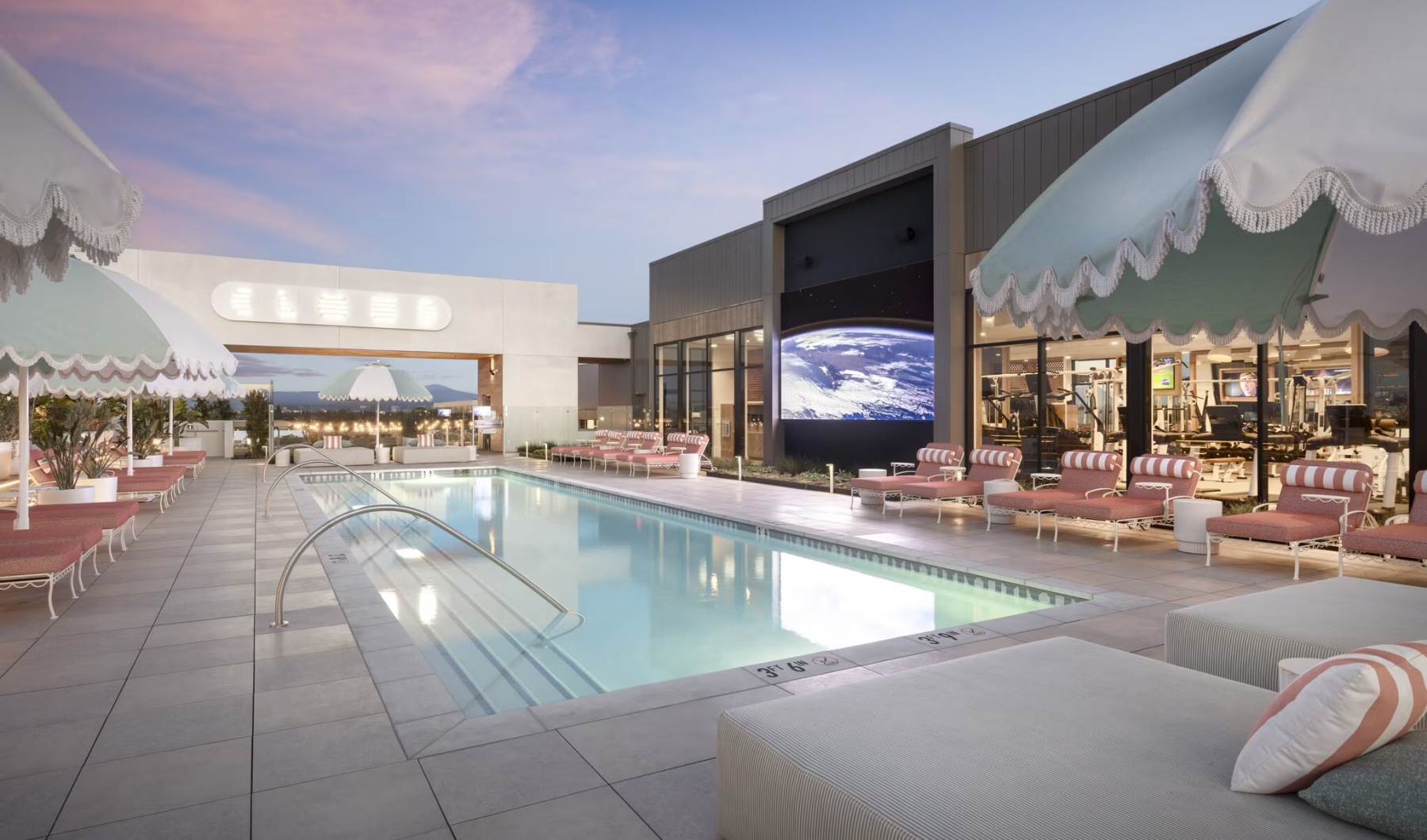 Rooftop pool